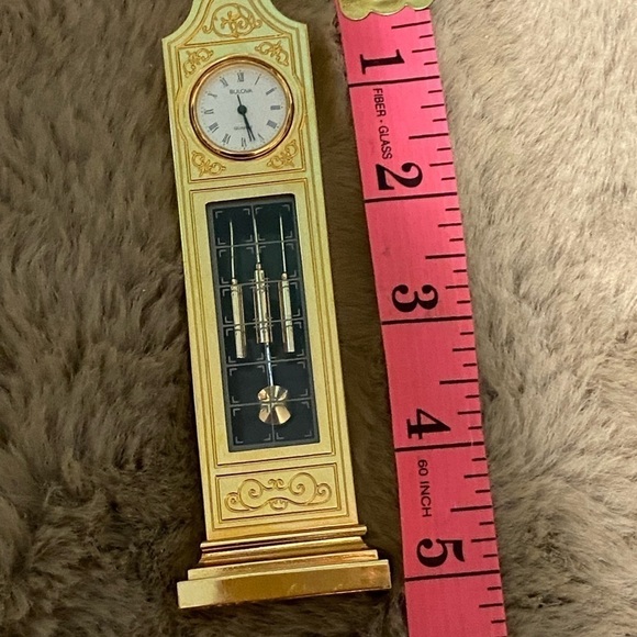 VINTAGE 80s Bulova Miniature Grandfather Clock Cantebury B0550 Brass - Picture 6 of 8